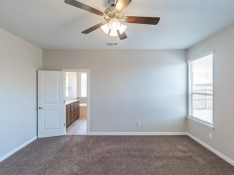 16141 Bronte Ln — Photo 15
