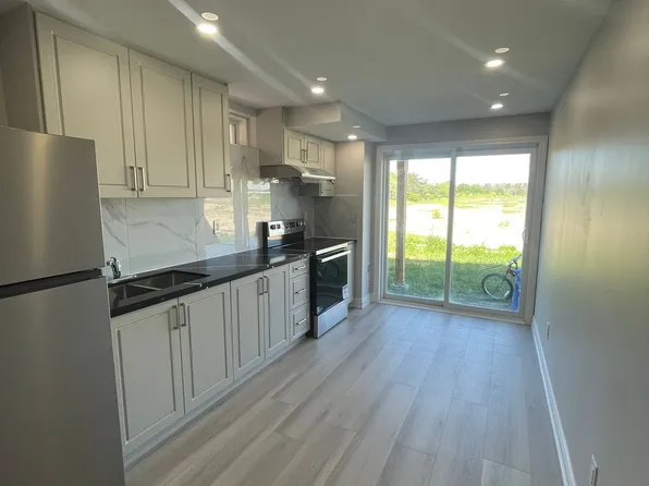 19 Greer St, Barrie, ON