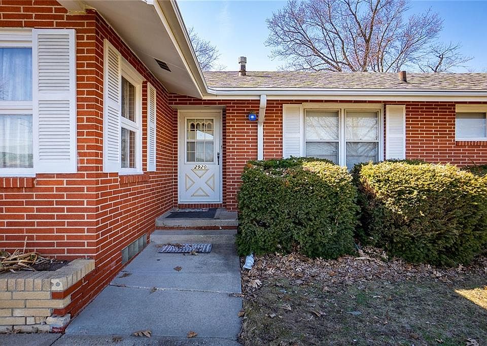 2920 NW 86th St, Urbandale, IA 50322 Zillow