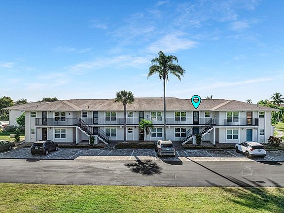 4th image of 16007 Davis Rd APT 524