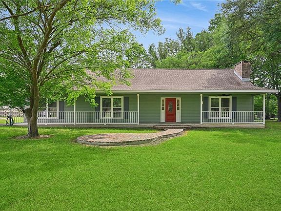 2nd image of 315 Stonehill Rd