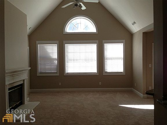 2nd image of 104 Woodsdale Dr