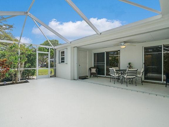 2nd image of 9102 Chapman Oak Court