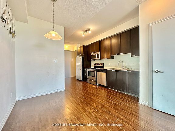 5th image of 1328 Birchmount Rd #912