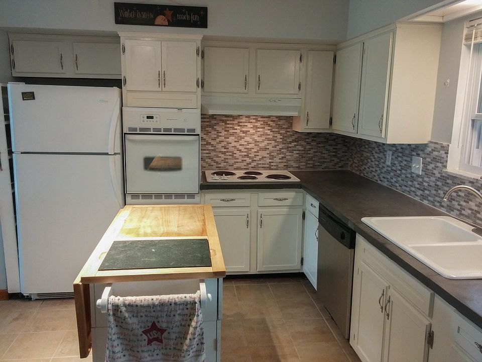 1st image of 51 W South St