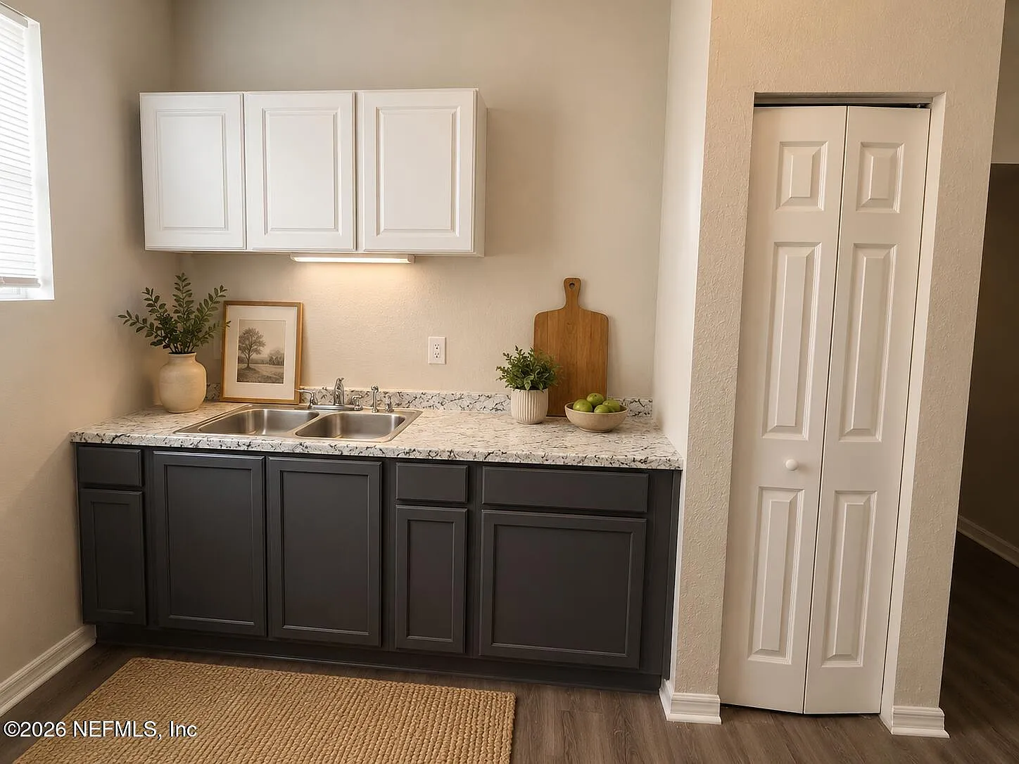 2 bed, 1.0 bath, 744 sqft, $1,000 — Photo 4