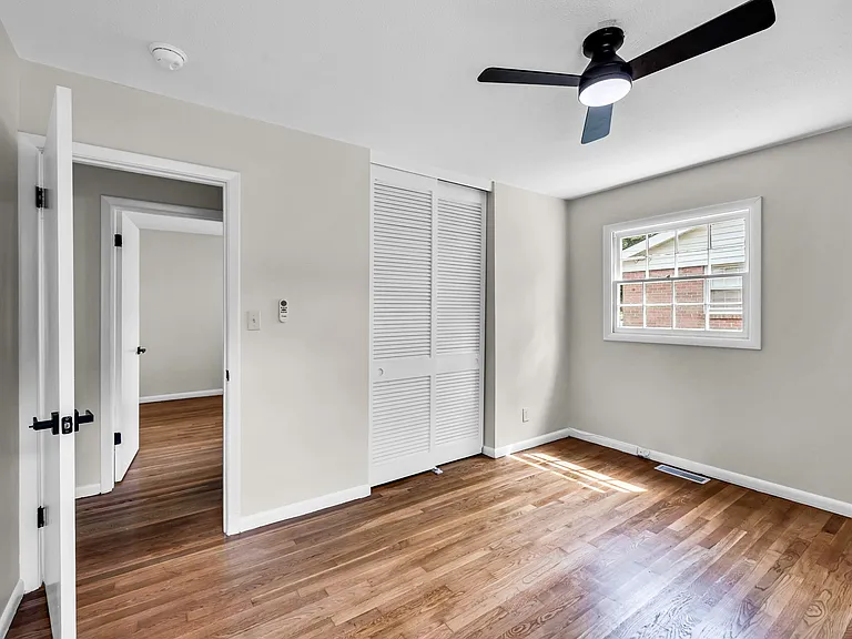 1306 Madison Ave — Photo 22