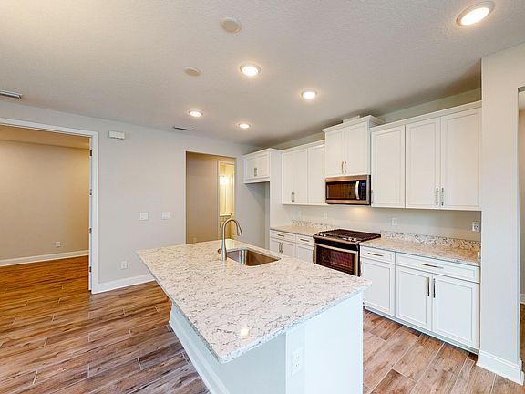 5th image of 136 Juniper Hills Dr