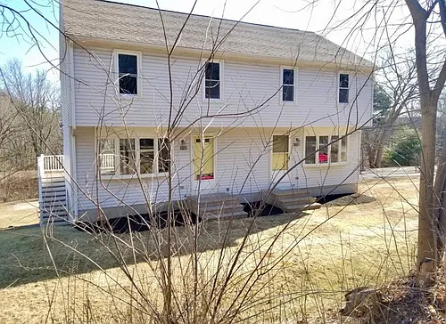 142 N Main St #A Photo 1