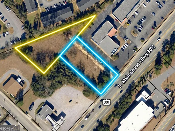 723 1/2 S Main St, Statesboro, GA 30458