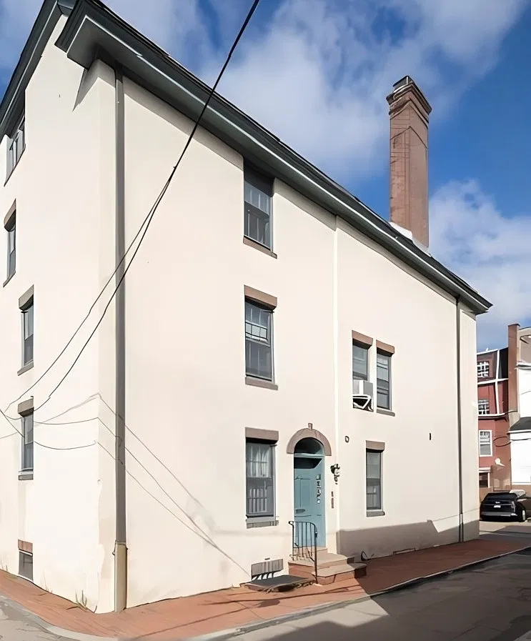 2 bed, $2,750 — Photo 1
