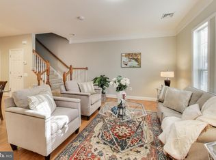 2400 Brookmoor Ln, Woodbridge, VA 22191