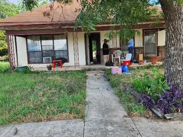 1315 Avenue G, Brownwood, TX 76801