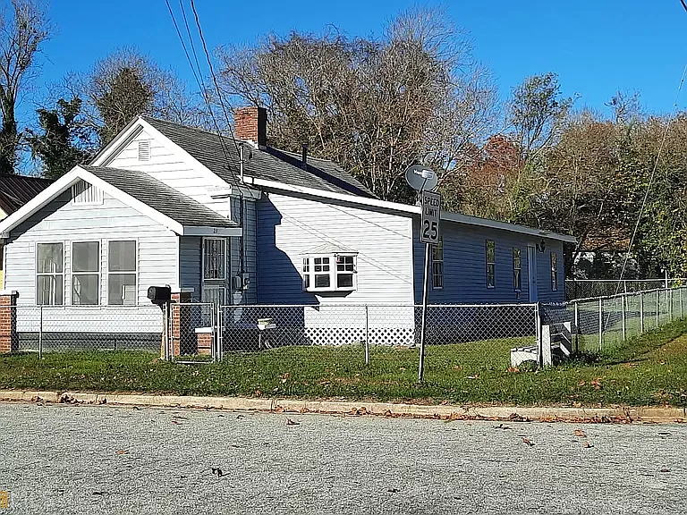 23 Walker St — Photo 34
