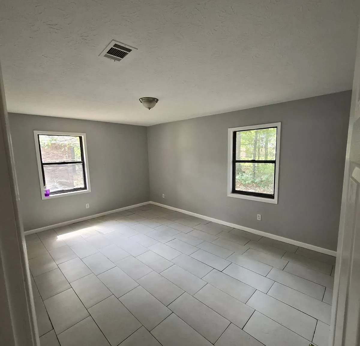 150-152 Forest Place - 150 — Photo 4