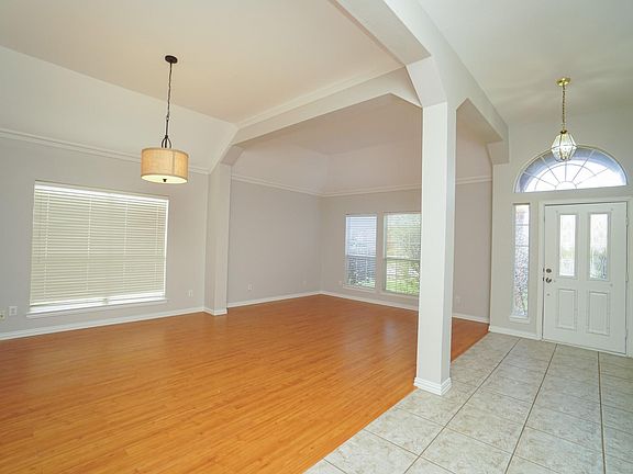 4th image of 4432 Avebury Dr