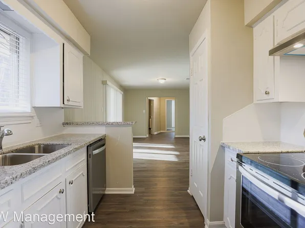 25011 S Broken Bough, Spring, TX 77380