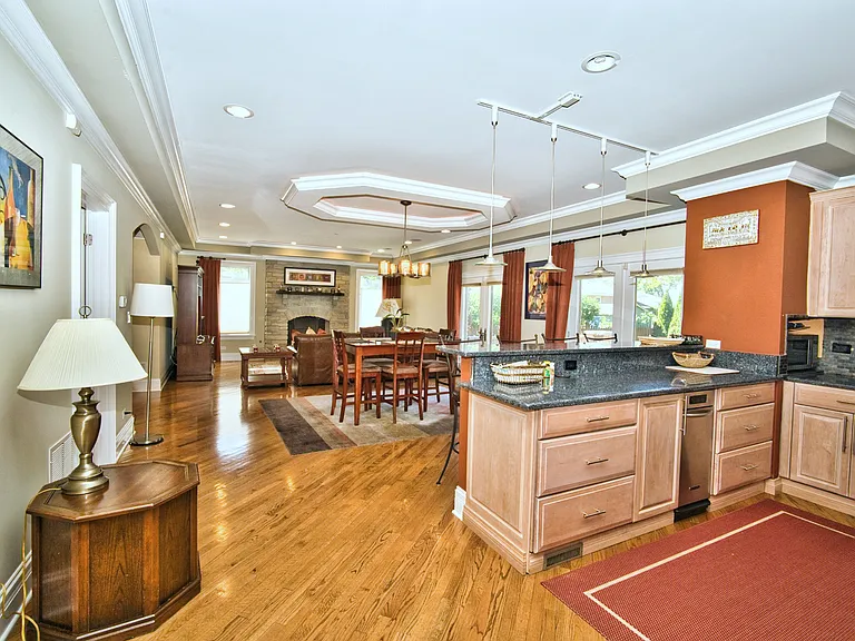 5044 Coyle Ave — Photo 22