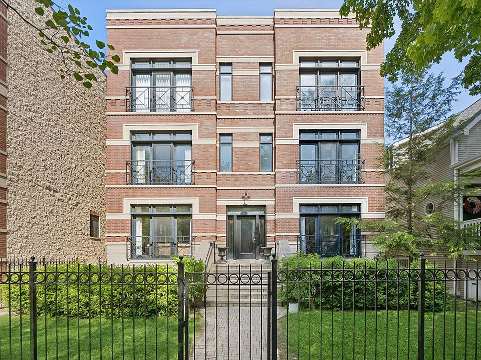1st image of 3827 N Greenview Ave APT 2S