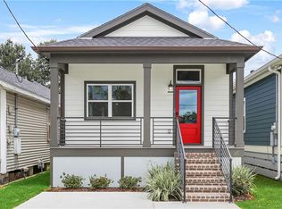 1820 Palfrey St, Gretna, LA 70053