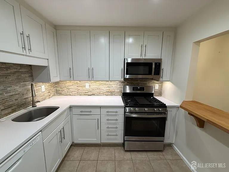 95 Sapphire Ln — Photo 7