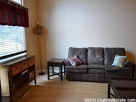 5th image of 1244 E Woodridge Cir
