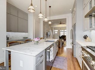 922 15th St SE, Washington, DC 20003