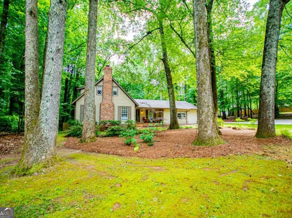 100 Camp Dr, Carrollton, GA 30117