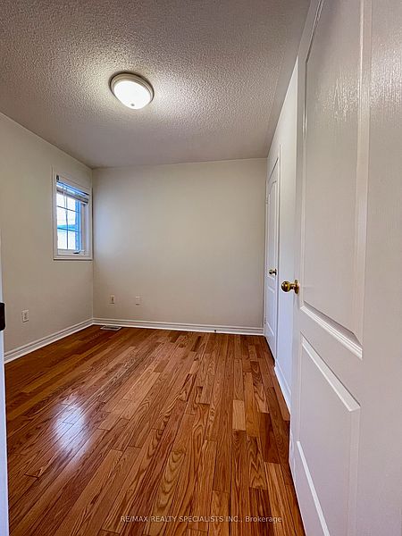 Mississauga House for rent - 3 Bedrooms — photo 18