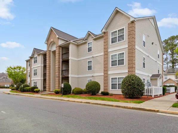 431 Old Colonial Way #203, Newport News, VA 23608