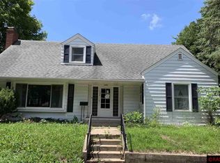102 Cedar Ave S, New Richland, MN 56072