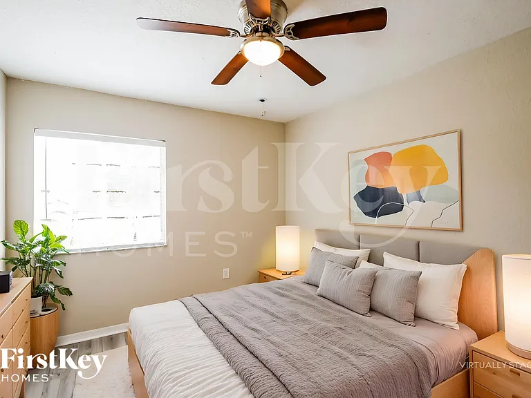 18050 SW 142nd Ct — Photo 15