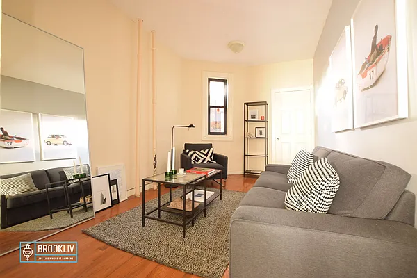 Rented by null | media 1