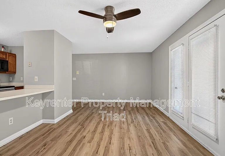 3701-7D Cotswold Ter — Photo 13