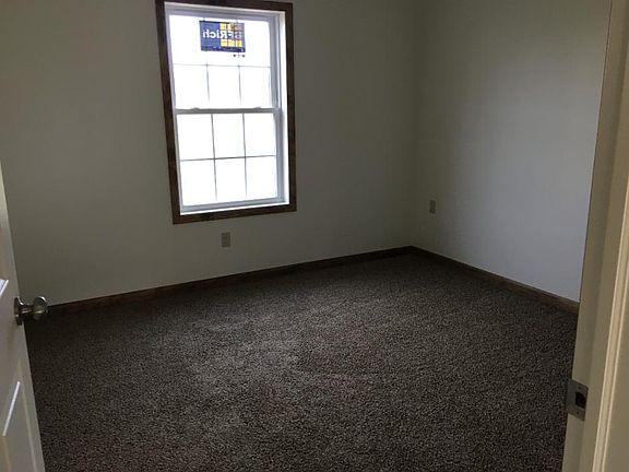 3rd image of 103 Malta Dr #103