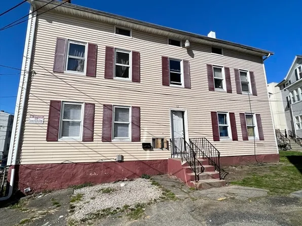 62 Rocliffe St, Fall River, MA 02723