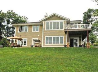 N4380 Allan Rd, Portage, WI 53901