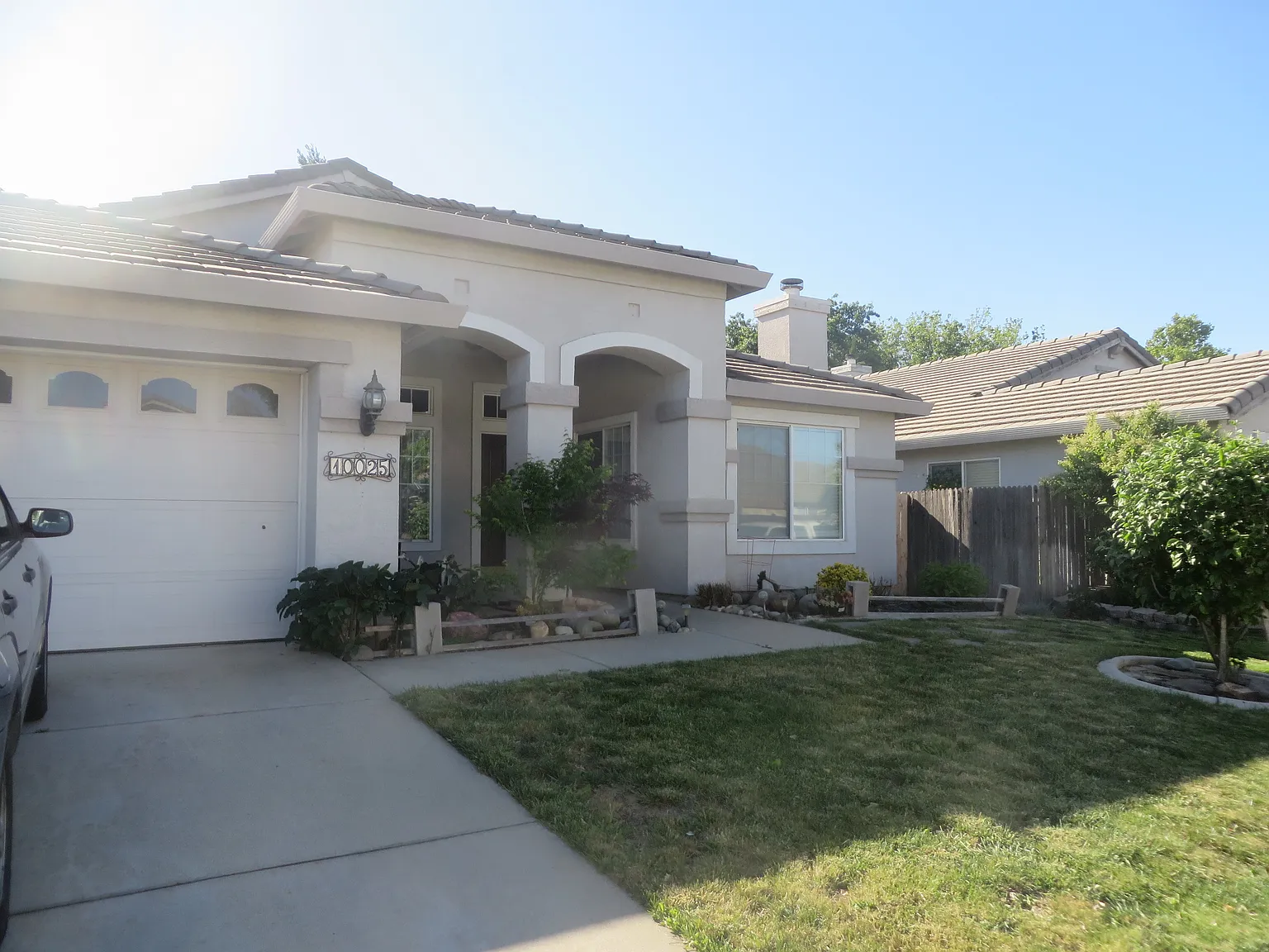 10025 Oglethorpe Way photo 1