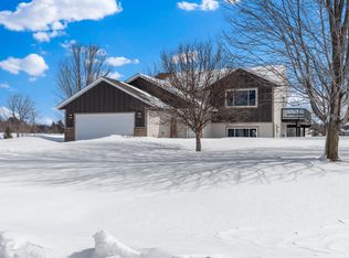 26329 150th St, Zimmerman, MN 55398