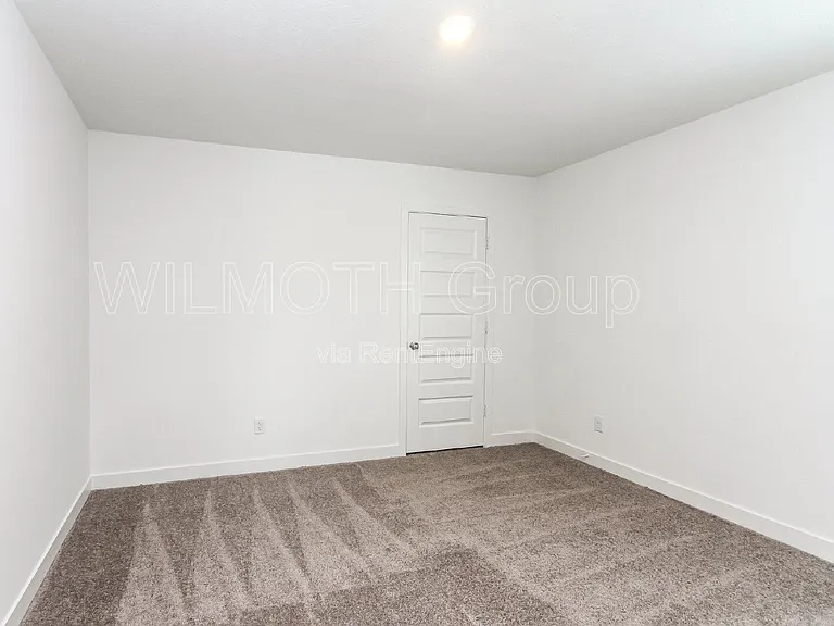 8831 Georgina St — Photo 12