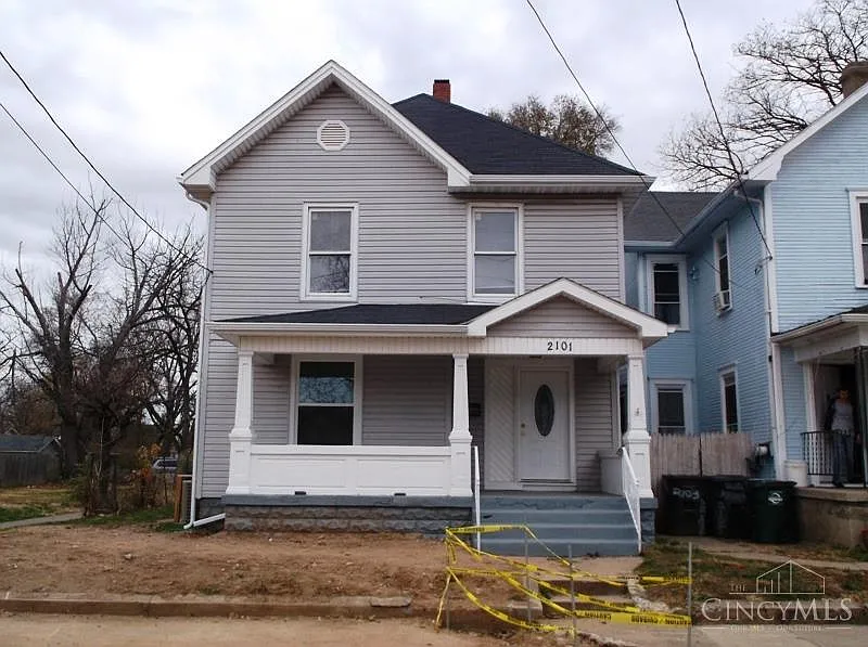 2101 Arlington Ave photo 1