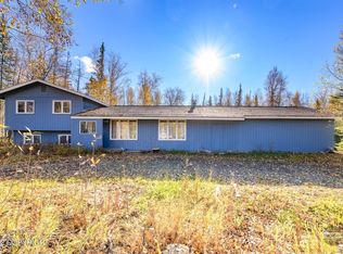 1001 N Leatherleaf Loop, Wasilla, AK 99654