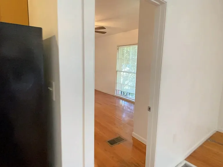 1029 W Hickory St #A — Photo 32