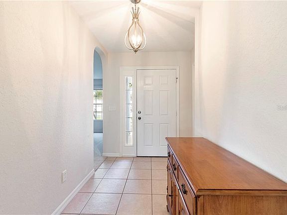 3rd image of 10980 SE 173rd Pl