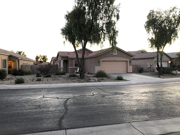 3rd image of 44701 W Alamendras St