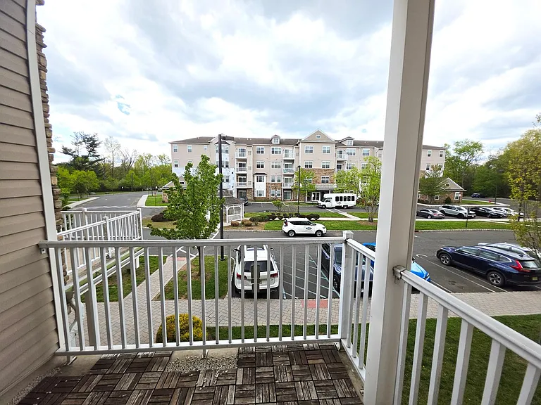123 Tower Blvd — Photo 28