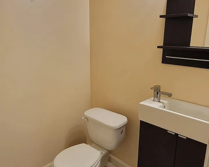 327 Lockwood St #4 — Photo 3