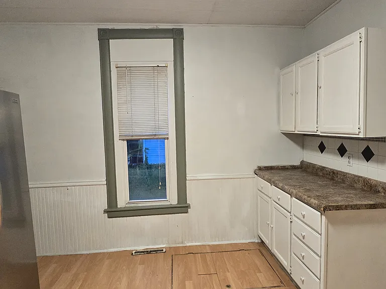 1620 N National Ave — Photo 10