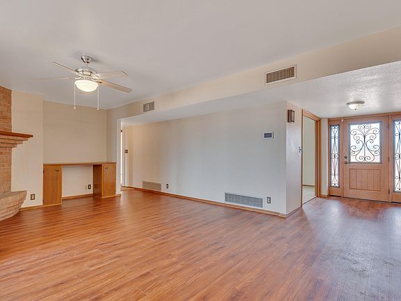 5th image of 3501 E Calle Agassiz
