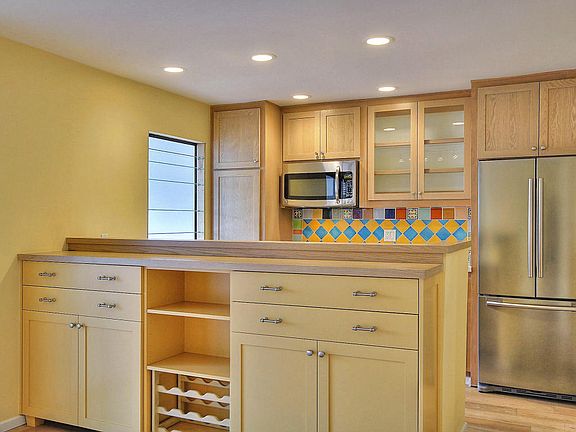 4th image of 641 Por La Mar Cir Unit B